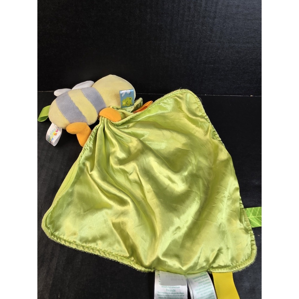 Taggies Bumble Bee Rattle Plush Lovey Lime Green Satin Back 2015 Baby Snuggler - Picture 3 of 6